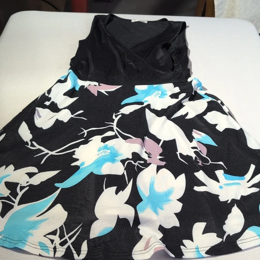 Guberry Size Medium - Picture 6 of 6